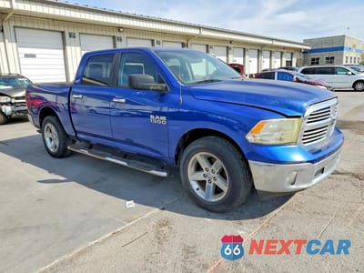 Czwarte zdjęcie samochodu z boku: 2015 RAM 1500 SLT VIN:1C6RR7LG3FS601955 - miniatura