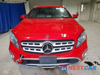 Piąte zdjęcie samochodu w środku: 2019 MERCEDES-BENZ GLA 250 4MATIC VIN:WDCTG4GB6KU008052 - miniatura
