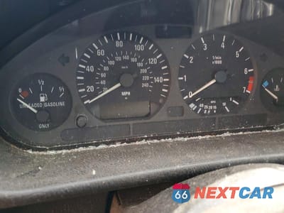 Zdjęcie 9 z 11 samochodu: 1996 BMW 328 I AUTOMATIC VIN:WBACD4323TAV44154 - miniatura