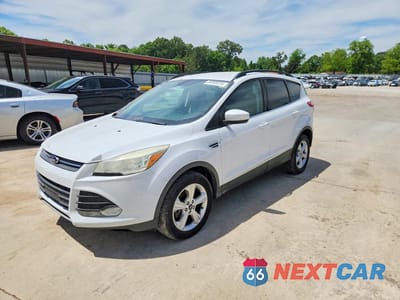 2016 FORD ESCAPE SE 1FMCU9G96GUC13754 - główne zdjęcie licytacji z USA - miniatura
