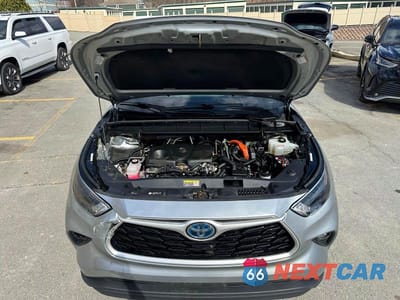 Zdjęcie 9 z 10 samochodu: 2022 TOYOTA HIGHLANDER HYBRID LE VIN:5TDBBRCH9NS555235 - miniatura