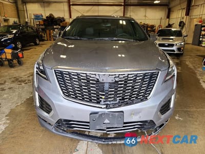 Piąte zdjęcie samochodu w środku: 2021 CADILLAC XT5 LUXURY VIN:1GYKNBR45MZ147681 - miniatura