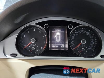 Zdjęcie 9 z 12 samochodu: 2016 VOLKSWAGEN CC BASE VIN:WVWBP7AN1GE515433 - miniatura
