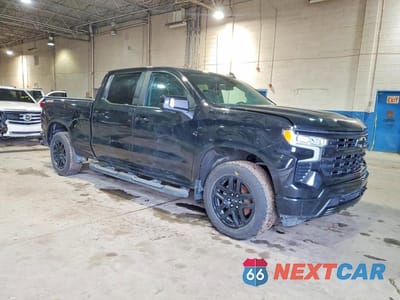 Czwarte zdjęcie samochodu z boku: 2022 CHEVROLET SILVERADO K1500 RST VIN:3GCUDEED6NG594773 - miniatura