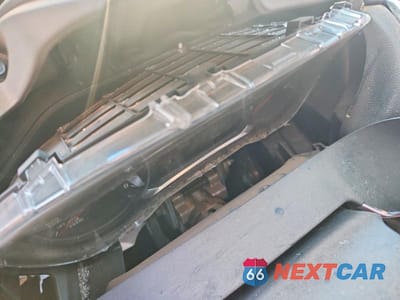 Zdjęcie 9 z 13 samochodu: 2020 CHEVROLET EQUINOX LT VIN:2GNAXKEV1L6225160 - miniatura
