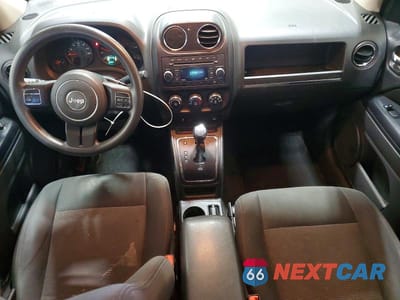 Zdjęcie 8 z 13 samochodu: 2012 JEEP COMPASS SPORT VIN:1C4NJDBB0CD705497 - miniatura