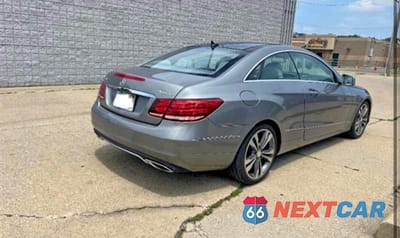 Czwarte zdjęcie samochodu z boku: 2014 MERCEDES-BENZ E 350 4MATIC VIN:WDDKJ8JBXEF275051 - miniatura