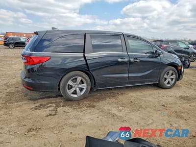 Trzecie zdjęcie samochodu z tyłu: 2018 HONDA ODYSSEY EXL VIN:5FNRL6H73JB036710 - miniatura