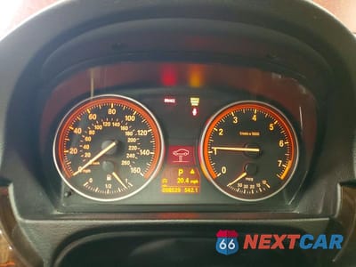 Zdjęcie 9 z 12 samochodu: 2011 BMW 328 XI SULEV VIN:WBAPK5G50BNN30446 - miniatura