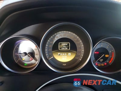 Zdjęcie 9 z 12 samochodu: 2012 MERCEDES-BENZ C 250 VIN:WDDGF4HBXCA668130 - miniatura