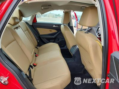 Zdjęcie 10 z 12 samochodu: 2019 VOLKSWAGEN JETTA S VIN:3VWC57BU7KM162745 - miniatura