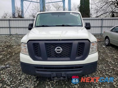 Piąte zdjęcie samochodu w środku: 2019 NISS NV 2500 SV VIN:1N6BF0KY9KN802768 - miniatura