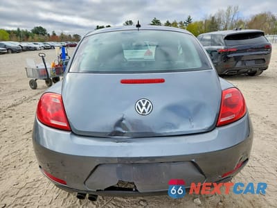 Zdjęcie 6 z 12 samochodu: 2012 VOLKSWAGEN BEETLE VIN:3VWHP7AT5CM622155 - miniatura