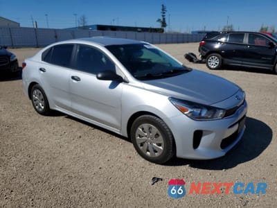Czwarte zdjęcie samochodu z boku: 2018 KIA RIO LX VIN:3KPA24AB2JE058805 - miniatura
