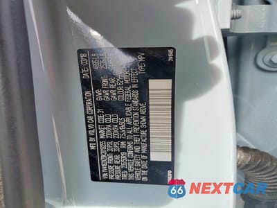 Zdjęcie 13 z 13 samochodu: 2019 VOLVO XC40 T5 MOMENTUM VIN:YV4162XZ9K2013255 - miniatura