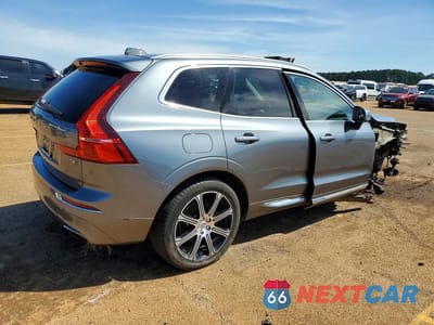Trzecie zdjęcie samochodu z tyłu: 2018 VOLVO XC60 T5 INSCRIPTION VIN:YV4102RL5J1023876 - miniatura