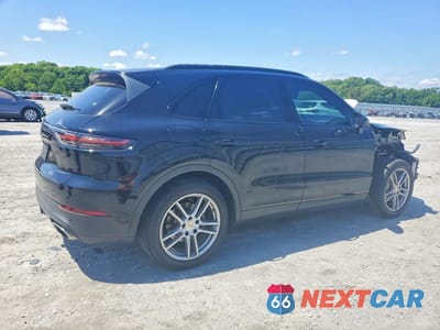 Trzecie zdjęcie samochodu z tyłu: 2019 PORSCHE CAYENNE VIN:WP1AA2AY0KDA10636 - miniatura