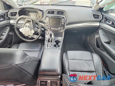 Zdjęcie 8 z 12 samochodu: 2022 NISSAN MAXIMA SV VIN:1N4AA6CV2NC503942 - miniatura