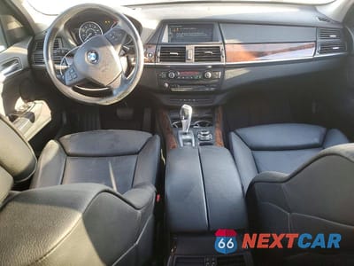 Zdjęcie 8 z 12 samochodu: 2013 BMW X5 XDRIVE35I VIN:5UXZV4C52D0B13043 - miniatura