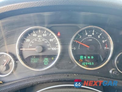 Zdjęcie 9 z 12 samochodu: 2014 JEEP WRANGLER UNLIMITED SPORT VIN:1C4BJWDG9EL260578 - miniatura