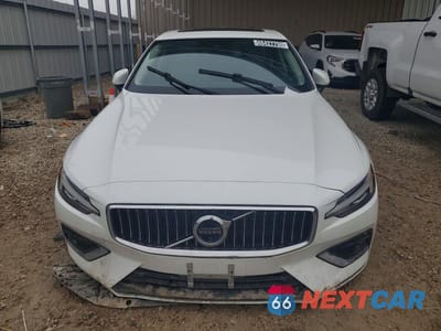 Piąte zdjęcie samochodu w środku: 2021 VOLVO S60 T6 INSCRIPTION VIN:7JRA22TL0MG094427 - miniatura