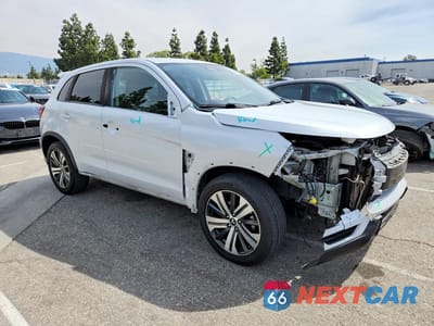 Czwarte zdjęcie samochodu z boku: 2022 MITSUBISHI OUTLANDER SPORT SE VIN:JA4APVAU3NU003970 - miniatura