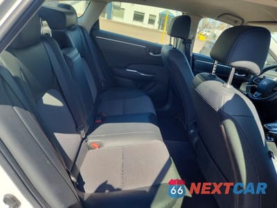 Zdjęcie 10 z 12 samochodu: 2019 HONDA CLARITY VIN:JHMZC5F12KC800777 - miniatura