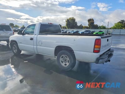 Drugie zdjęcie samochodu z przodu: 2001 CHEV SILVERADO 1500 VIN:1GCEC14T51E243119 - miniatura