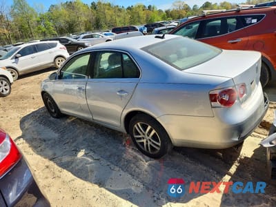 Drugie zdjęcie samochodu z przodu: 2006 VOLKSWAGEN JETTA 2.5 VIN:3VWRG71K96M837828 - miniatura