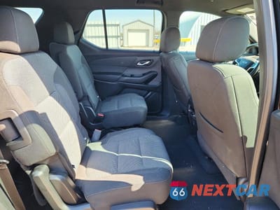 Zdjęcie 11 z 14 samochodu: 2023 CHEVROLET TRAVERSE LT VIN:1GNERGKWXPJ175602 - miniatura