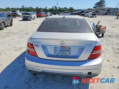 Zdjęcie 6 z 12 samochodu: 2013 MERCEDES-BENZ C 300 4MATIC VIN:WDDGF8AB3DG135939 - miniatura
