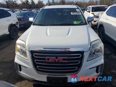 Piąte zdjęcie samochodu w środku: 2017 GMC TERRAIN SLT VIN:2GKFLUEK5H6150373 - miniatura