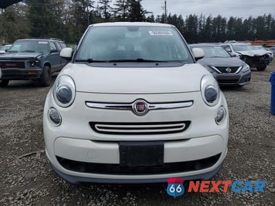 Piąte zdjęcie samochodu w środku: 2017 FIAT 500L POP VIN:ZFBCFAAH3HZ038743 - miniatura