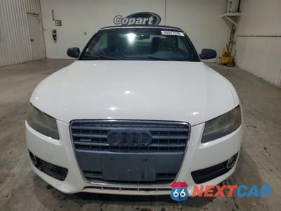 Piąte zdjęcie samochodu w środku: 2012 AUDI A5 PREMIUM PLUS VIN:WAULFAFH7CN001228 - miniatura