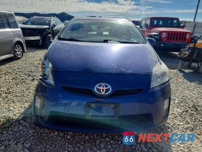 Piąte zdjęcie samochodu w środku: 2010 TOYOTA PRIUS II VIN:JTDKN3DU2A1271405 - miniatura