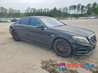 Czwarte zdjęcie samochodu z boku: 2015 MERCEDES-BENZ S 550 VIN:WDDUG8CB5FA099688 - miniatura
