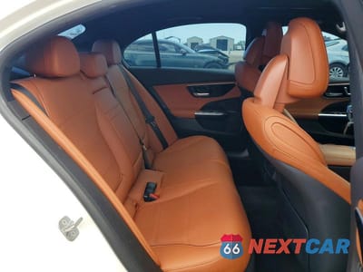 Zdjęcie 10 z 12 samochodu: 2024 MERCEDES-BENZ C 300 VIN:W1KAF4GB4RR174119 - miniatura