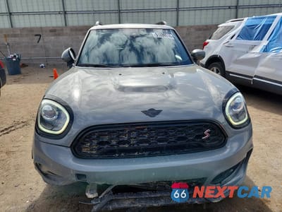 Piąte zdjęcie samochodu w środku: 2020 MINI COOPER JCW COUNTRYMAN ALL4 VIN:WMZYZ9C09L3L48116 - miniatura