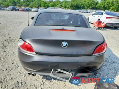Zdjęcie 6 z 12 samochodu: 2010 BMW Z4 SDRIVE30I VIN:WBALM5C57AE377481 - miniatura