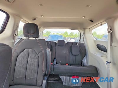 Zdjęcie 10 z 13 samochodu: 2020 CHRYSLER PACIFICA TOURING VIN:2C4RC1FG9LR127316 - miniatura