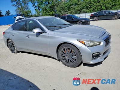 Czwarte zdjęcie samochodu z boku: 2016 INFINITI Q50 RED SPORT 400 VIN:JN1FV7AR0GM451226 - miniatura