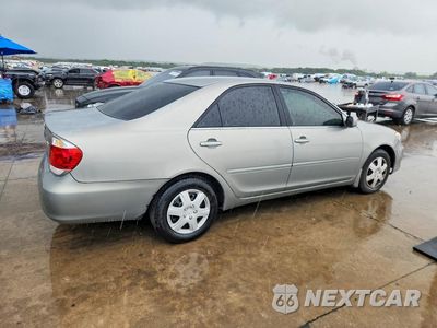 Trzecie zdjęcie samochodu z tyłu: 2006 TOYOTA CAMRY LE VIN:4T1BE32K56U709272 - miniatura