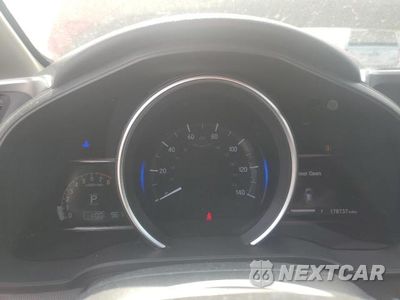 Zdjęcie 9 z 12 samochodu: 2018 HONDA FIT SPORT VIN:3HGGK5H79JM715835 - miniatura