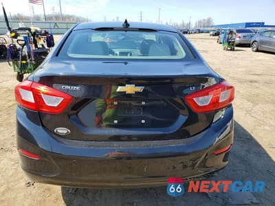 Zdjęcie 6 z 12 samochodu: 2017 CHEVROLET CRUZE LT VIN:1G1BE5SM2H7138402 - miniatura