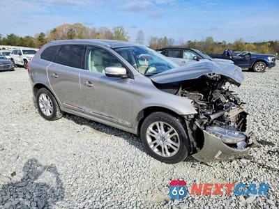 Czwarte zdjęcie samochodu z boku: 2016 VOLVO XC60 T5 PREMIER VIN:YV4612RK9G2815655 - miniatura