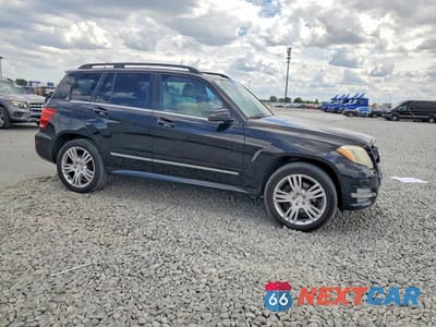 Czwarte zdjęcie samochodu z boku: 2013 MERCEDES-BENZ GLK 350 VIN:WDCGG5HB6DG142714 - miniatura