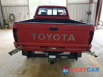 Zdjęcie 6 z 12 samochodu: 1988 TOYOTA PICKUP BASE VIN:JT4RN63A5J0198365 - miniatura