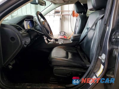 Zdjęcie 7 z 12 samochodu: 2016 CHRYSLER 300 LIMITED VIN:2C3CCAAG6GH147911 - miniatura