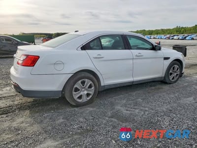 Trzecie zdjęcie samochodu z tyłu: 2017 FORD TAURUS POLICE INTERCEPTOR VIN:1FAHP2L91HG117518 - miniatura