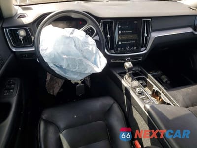 Zdjęcie 8 z 12 samochodu: 2019 VOLVO S60 T6 MOMENTUM VIN:7JRA22TK3KG008645 - miniatura